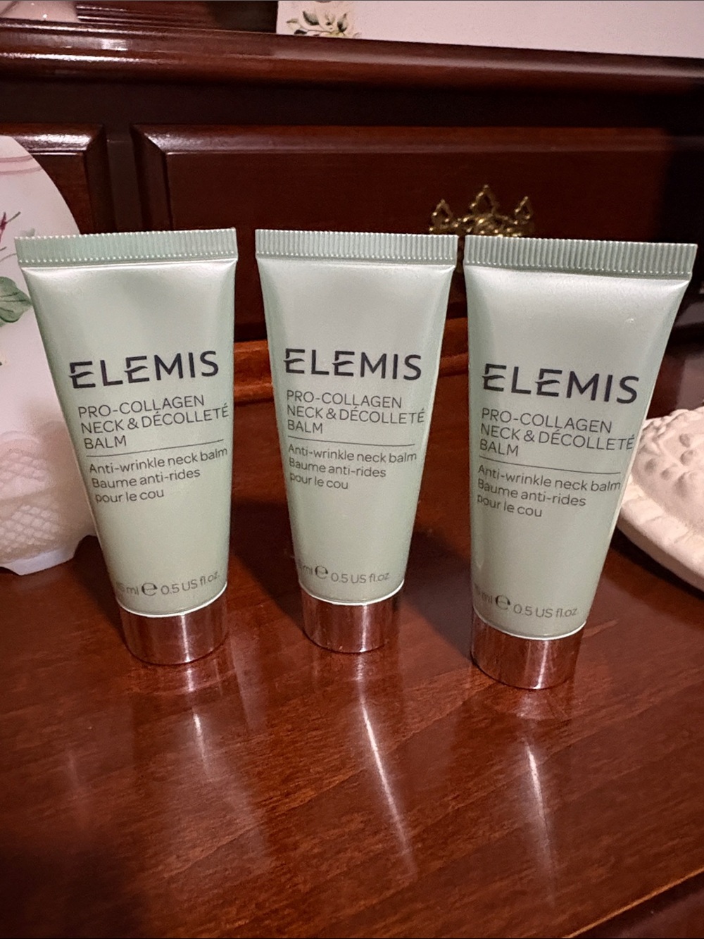 ELEMIS Pro-Collagen Neck & Décolleté Balm - Mint Green Tubes